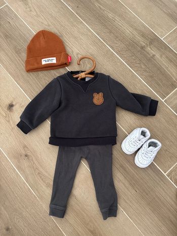 Sweat Winnie 12 mois en excellent état