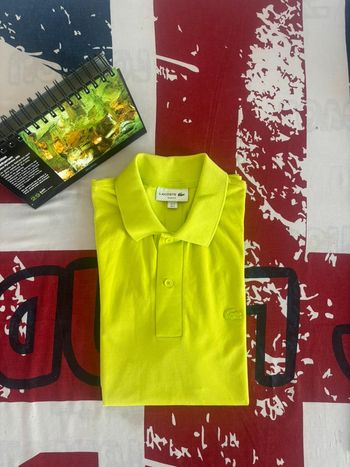 Polo Lacoste taille S vert fluo logo ton sur ton