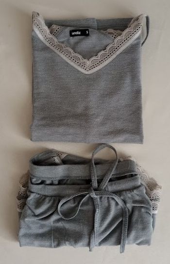 Ensemble Pyjama Undiz Gris & Dentelle - Taille S - Très Bon État