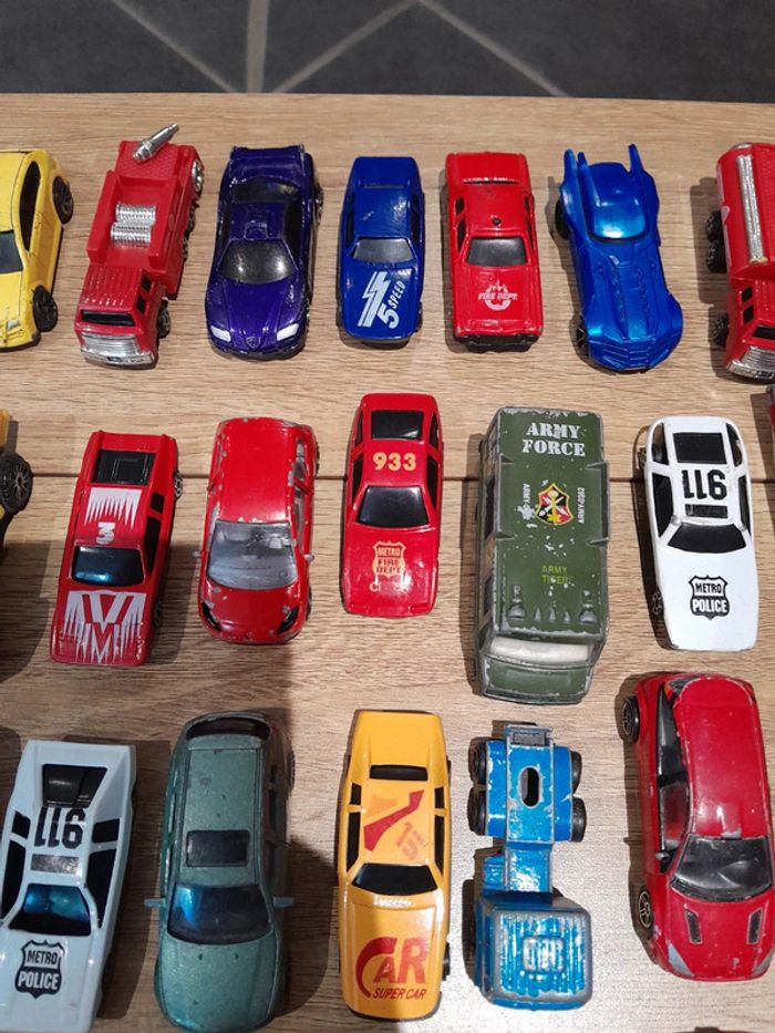 Lot de 89 véhicules voiture camion ect - photo numéro 10