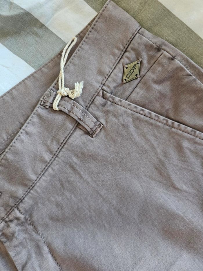 Chino Ddp taille 42 - photo numéro 5