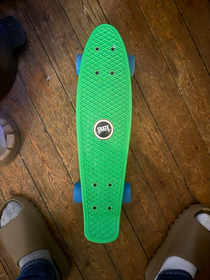 Mini Skateboard neuf - photo numéro 1