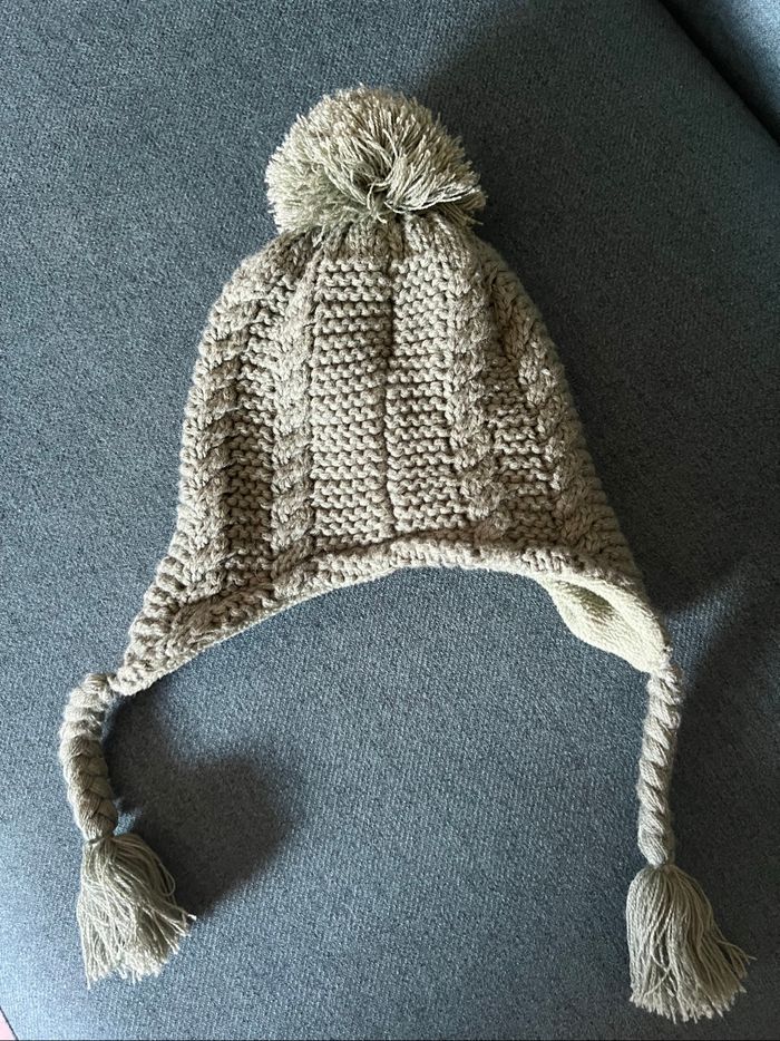 Bonnet - photo numéro 2