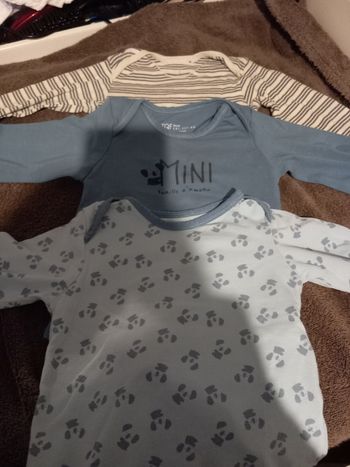 3 bodies manche longue