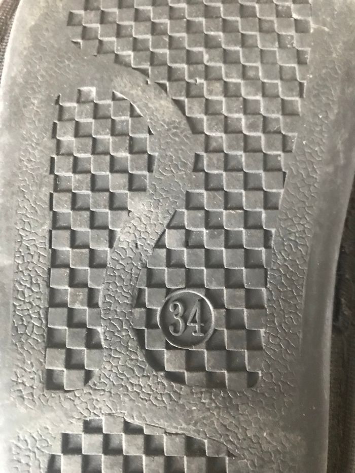 Chaussons bleu Bart Simpson Pointure 34 - photo numéro 4