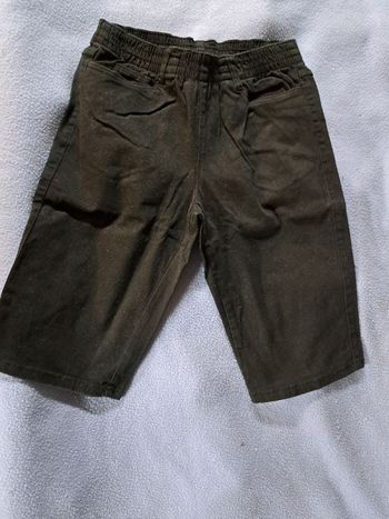 Short noir