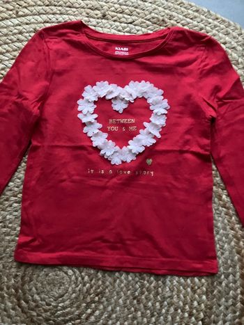 Tee-shirt rouge kiabi 6 ans