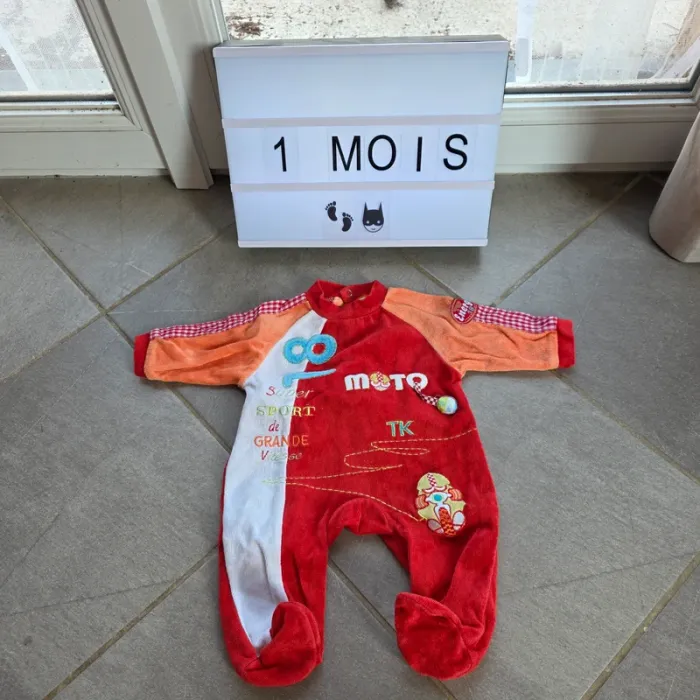 Lot vêtements 0 / 1 mois - photo numéro 16