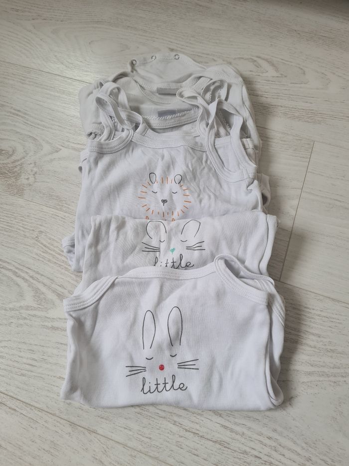Lot body à bretelle, été fille 12 mois
