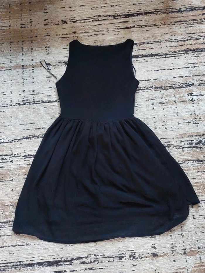 Robe noir taille - photo numéro 2