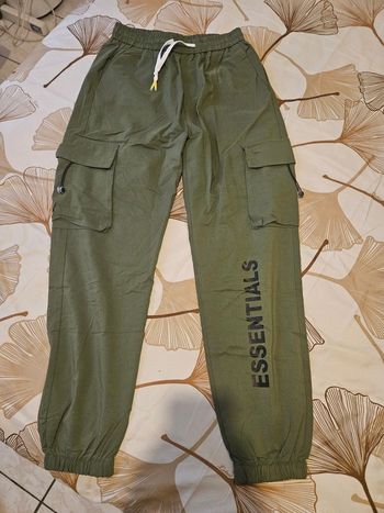 Jogging essentials M neuf