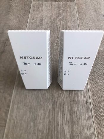 Répéteur wifi NETGEAR EX7300