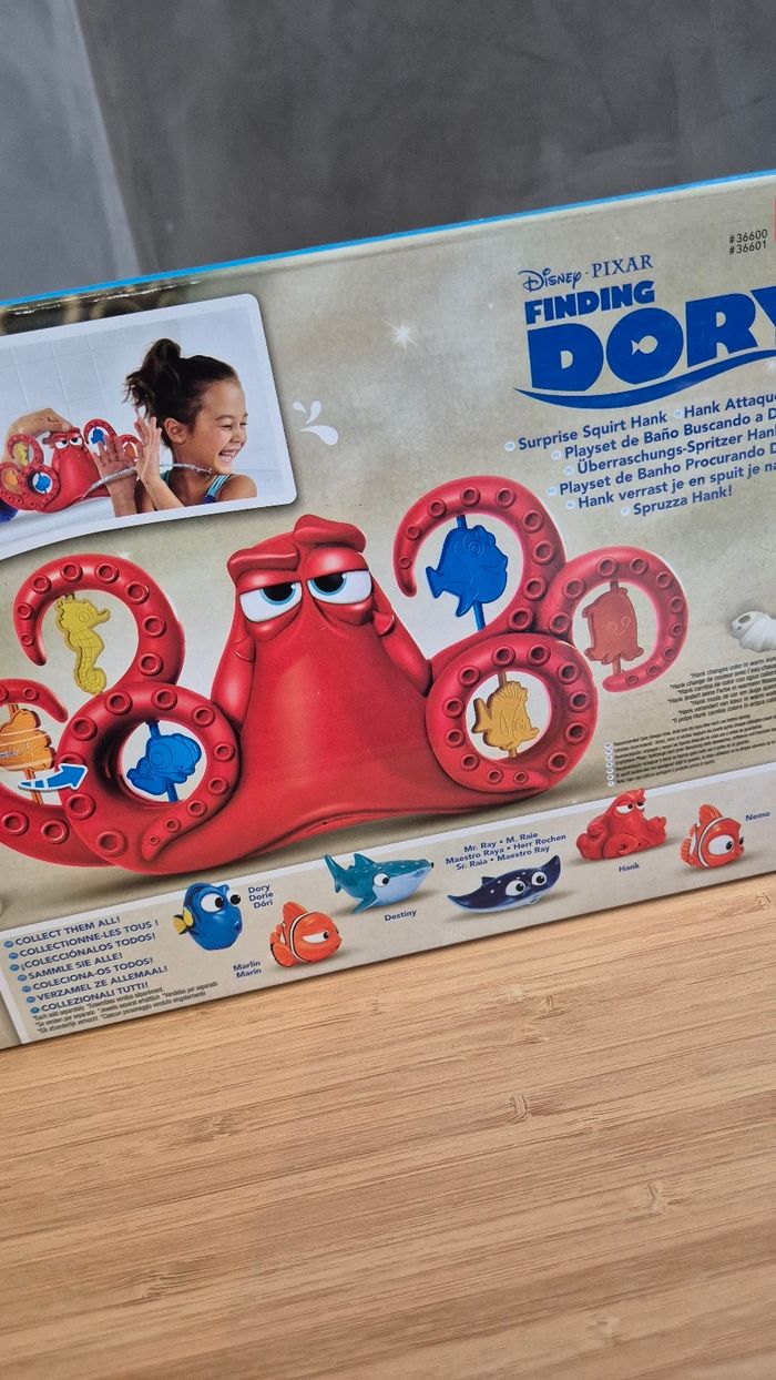 Jouet de bain Hank attaque surprise Disney Le monde de Dory - photo numéro 3