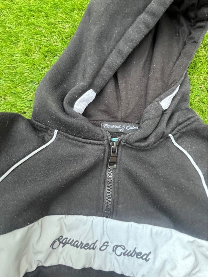 Très jolie pull à capuche Squared & Cubed taille 6 ans - photo numéro 5