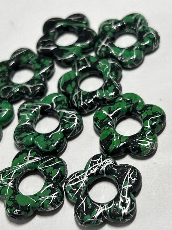 B47, 10 perles fleurs avec dripping 20mm - photo numéro 2