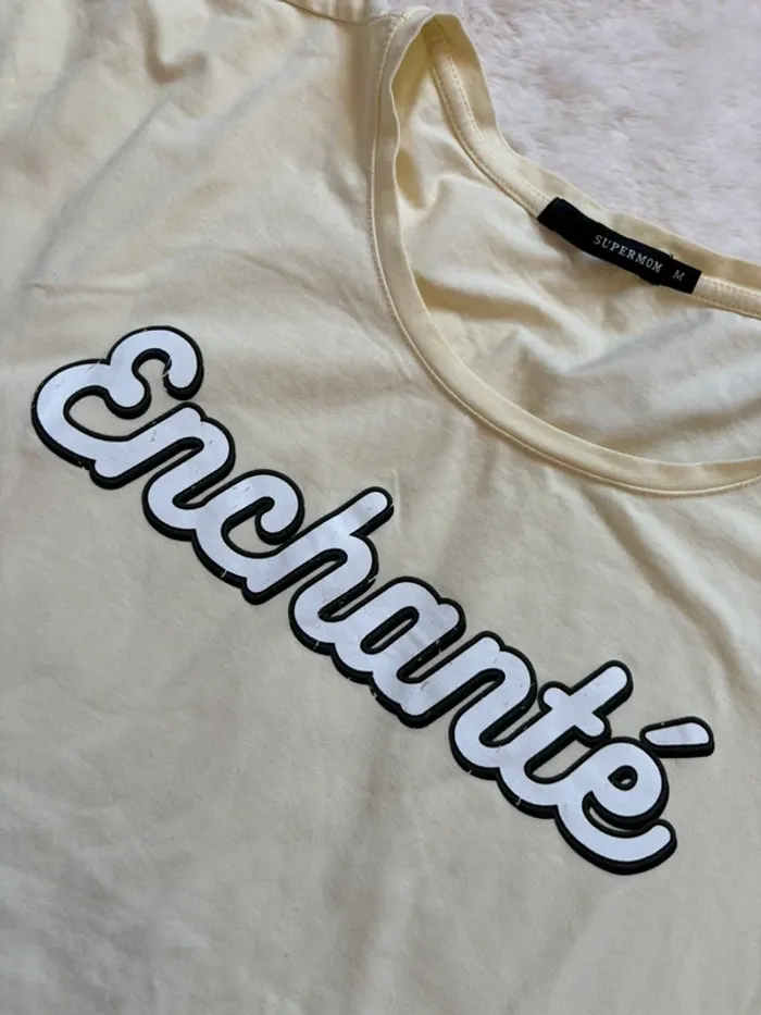T-shirt Supermom jaune - photo numéro 2