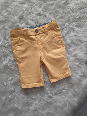 Short jaune 6/9 mois