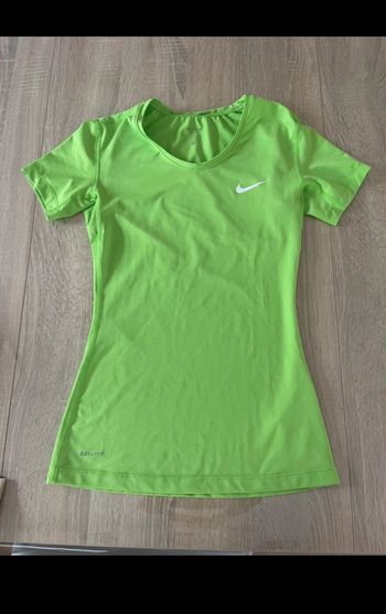 T-shirt nike pro vert