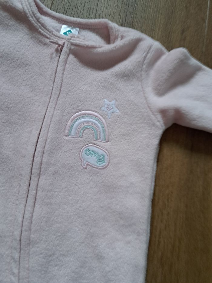 Pyjama taille 6 mois - photo numéro 2
