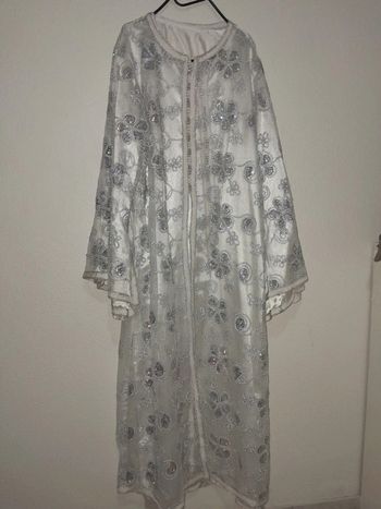 Robe de soirée à sequins 💫taille 44💞