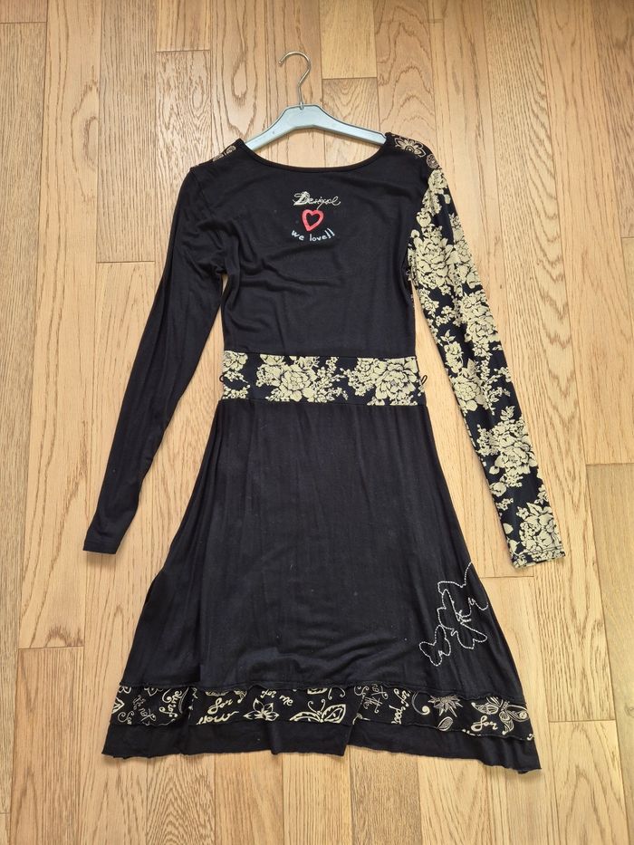 Robe XS Desigual, TBE 🦋 - photo numéro 2