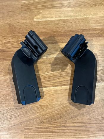 Adaptateur Cybex pour cosy Aton et poussette Eezy