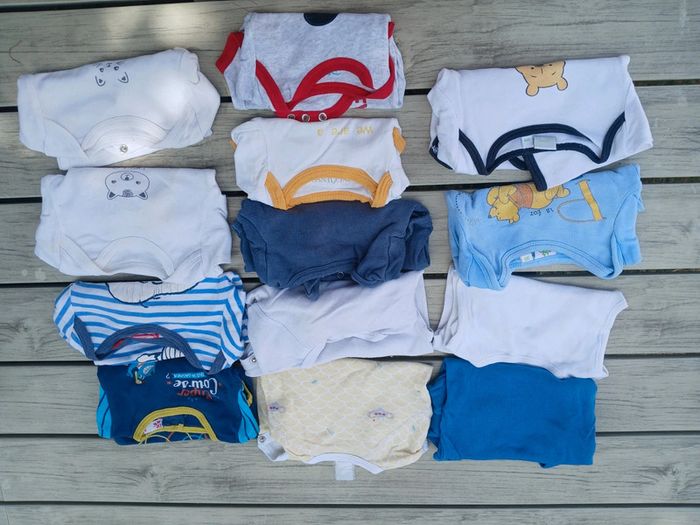 Lot de 13 bodies 3 mois garçons