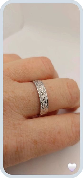 Splendide bague argentée