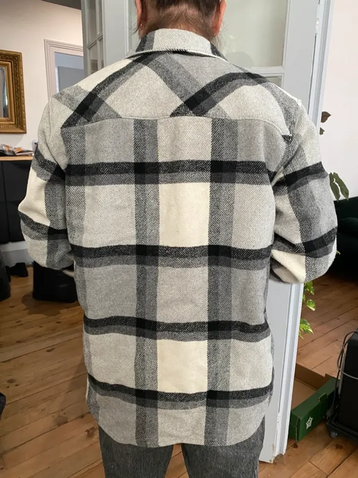 Veste à carreaux Pull&Bear - photo numéro 2