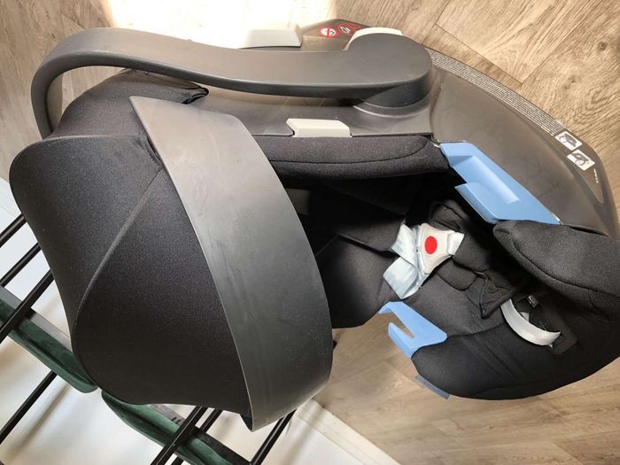 Cosy Cybex Aton 5 + adaptateur poussette + habillage pluie - photo numéro 4