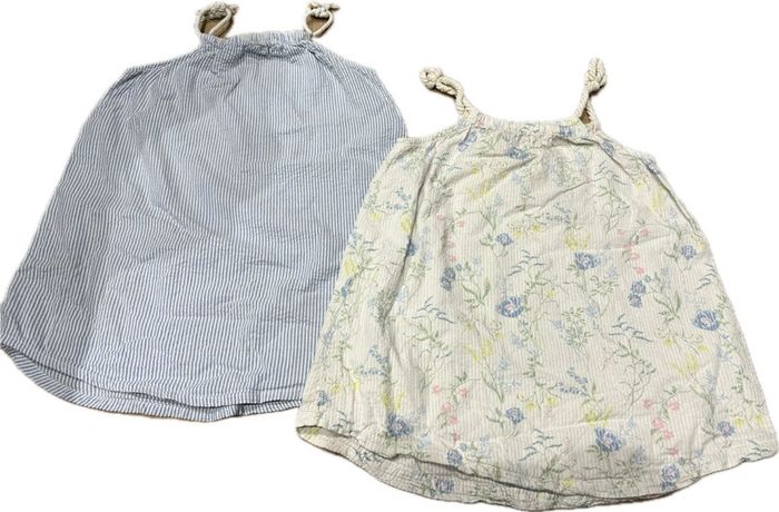 Robes été assorties jumelles 4/5ans