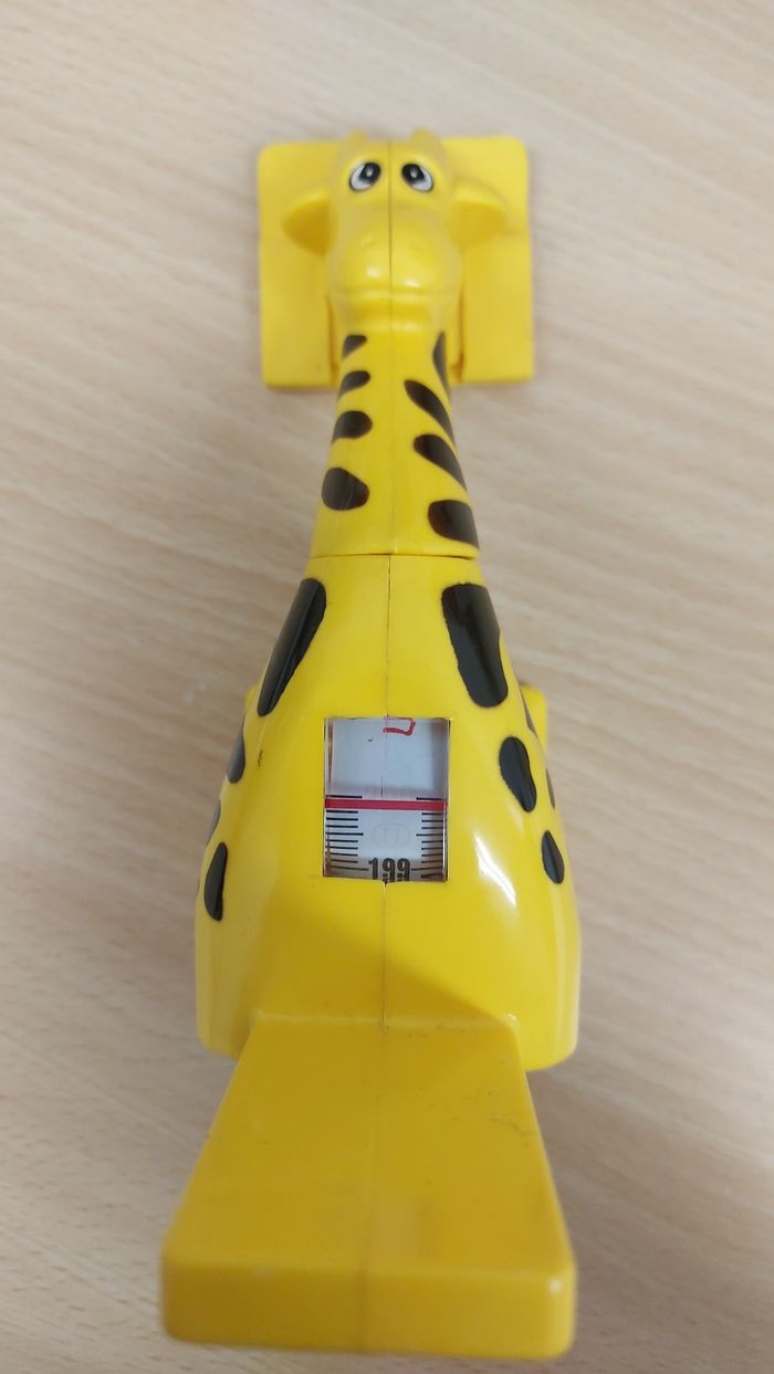 Patère retractable girafe