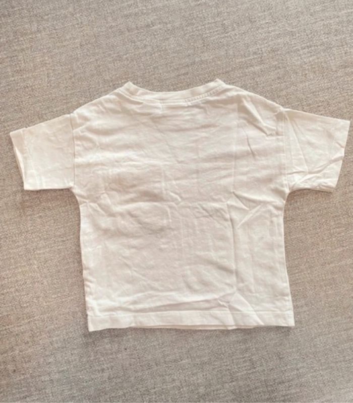 Tee-shirts garçon Zara taille 18 24 mois - photo numéro 2
