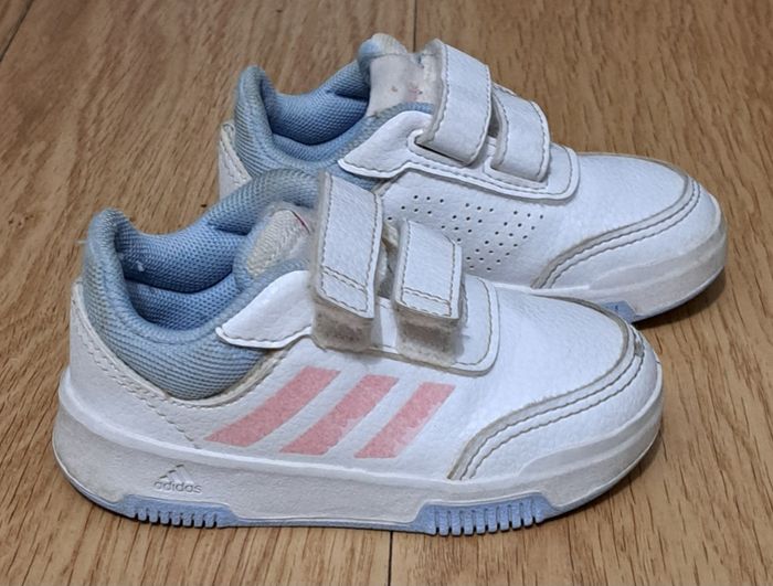 Adidas fillette taille 21