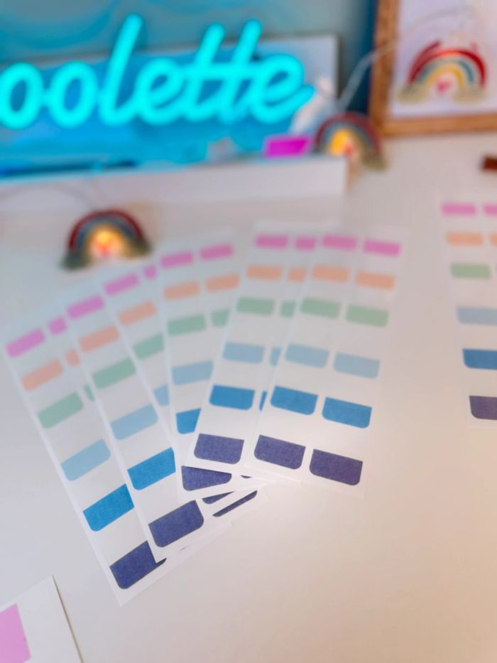Un feuillet de 12 onglets - photo numéro 11