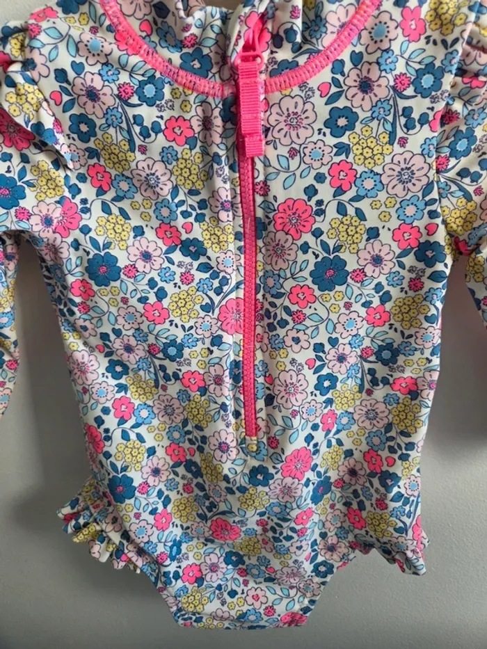 Maillot de bain neuf 6 mois - photo numéro 5