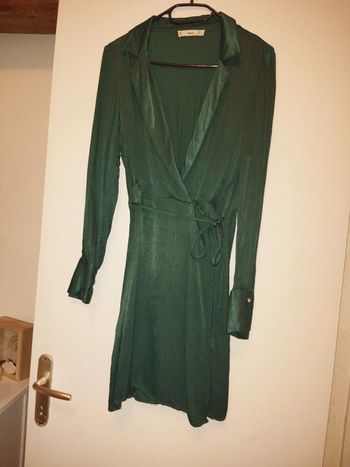 Robe cache-coeur de soirée mango