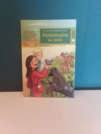 Livre Vétérinaire au zoo