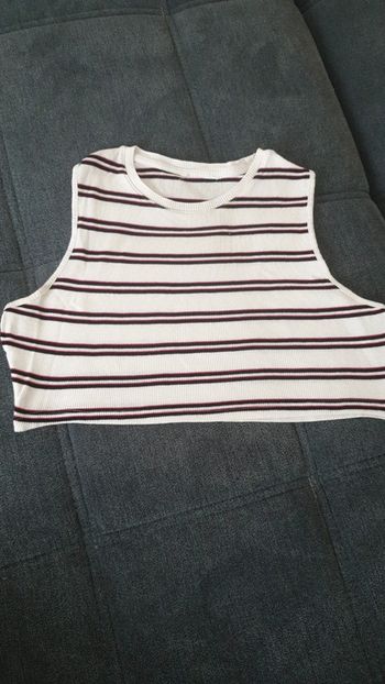 Crop top marque Jennyfer taille L