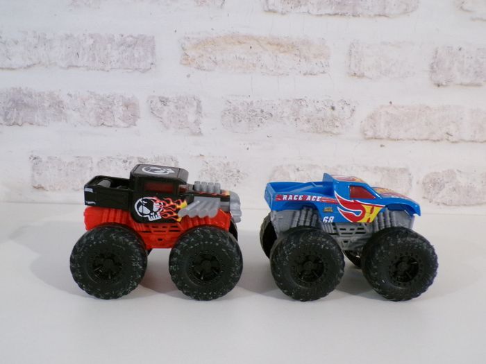 Monster Trucks - Hotwheels - Hot Wheels - Race Ace 68 (J14) - photo numéro 3