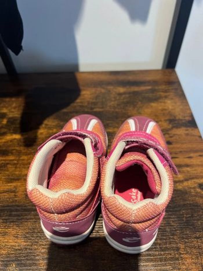 Baskets taille 24 - photo numéro 3