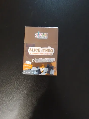 jeu de carte " Alice et Téo se préparent pour l'aventure" neuf