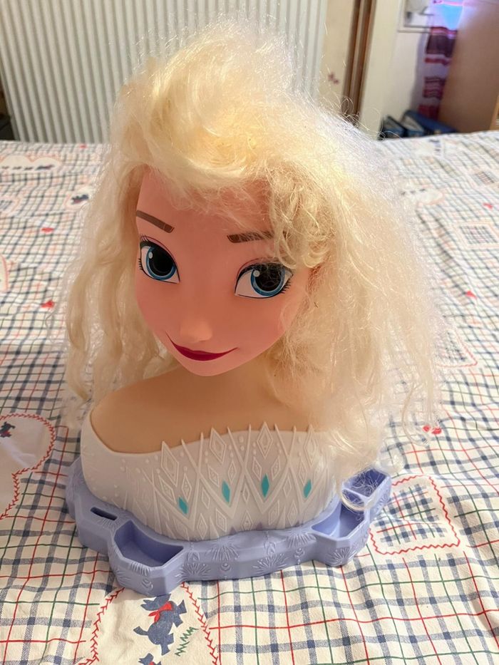 Tête à coiffer Reine des neiges