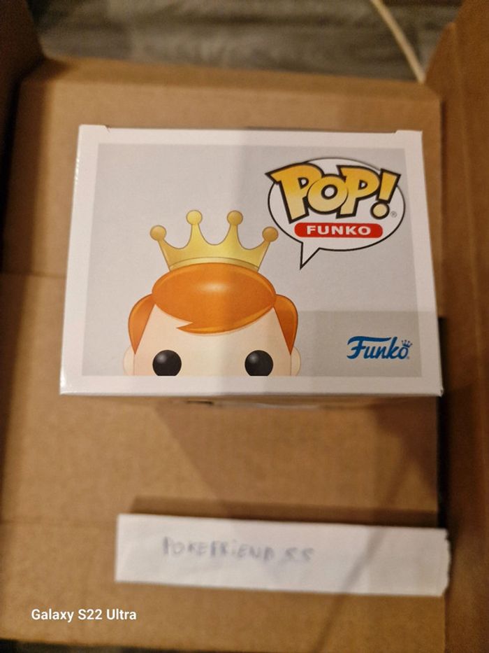 Freddy as The Mandalorian LE 4000 - photo numéro 5