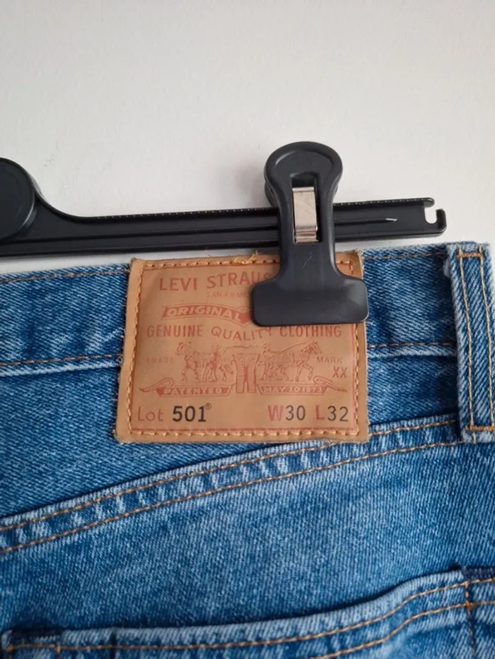 Jean bleu Levis quasiment neuf 🔥 - photo numéro 5