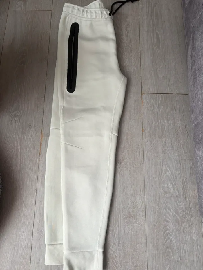 Pantalon survêtement Nike taille M - photo numéro 6