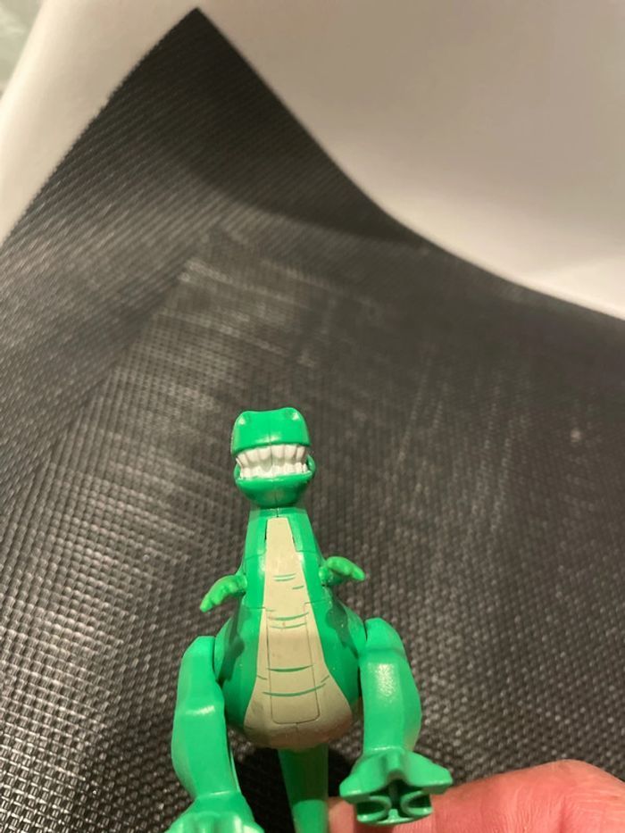 Lego Toy Story minifigure Rex le dinosaure vert Disney Pixar mini figurine lego officiel - photo numéro 6