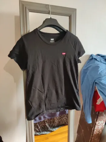 T-shirt Levi's