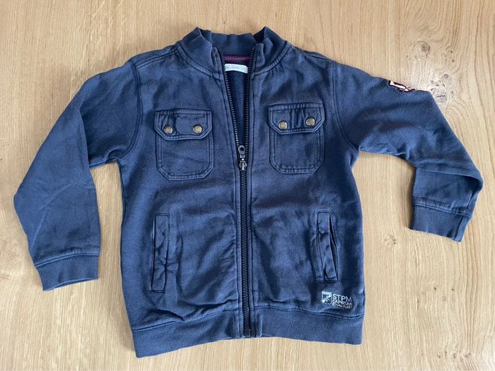 Lot vêtements garçon 5 ans - photo numéro 8