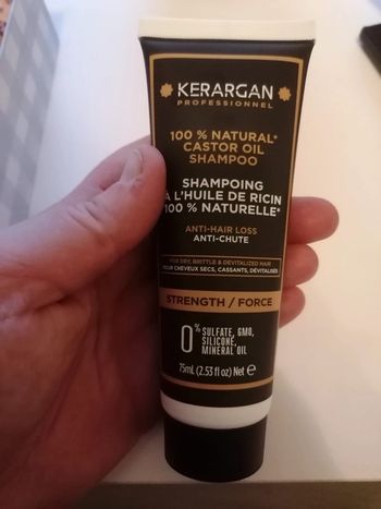 Shampoing à l'huile de ricin. Marque kerargan